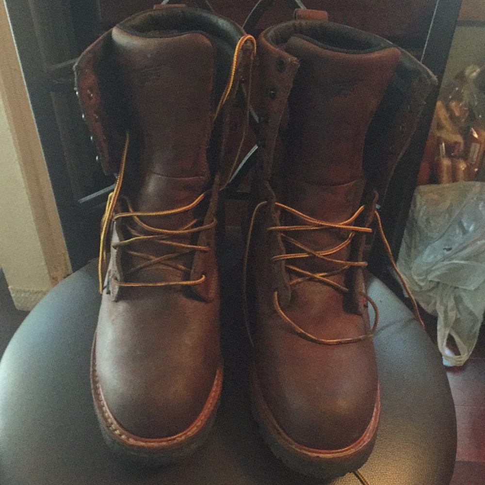 Men’s steel toe Redwing boots